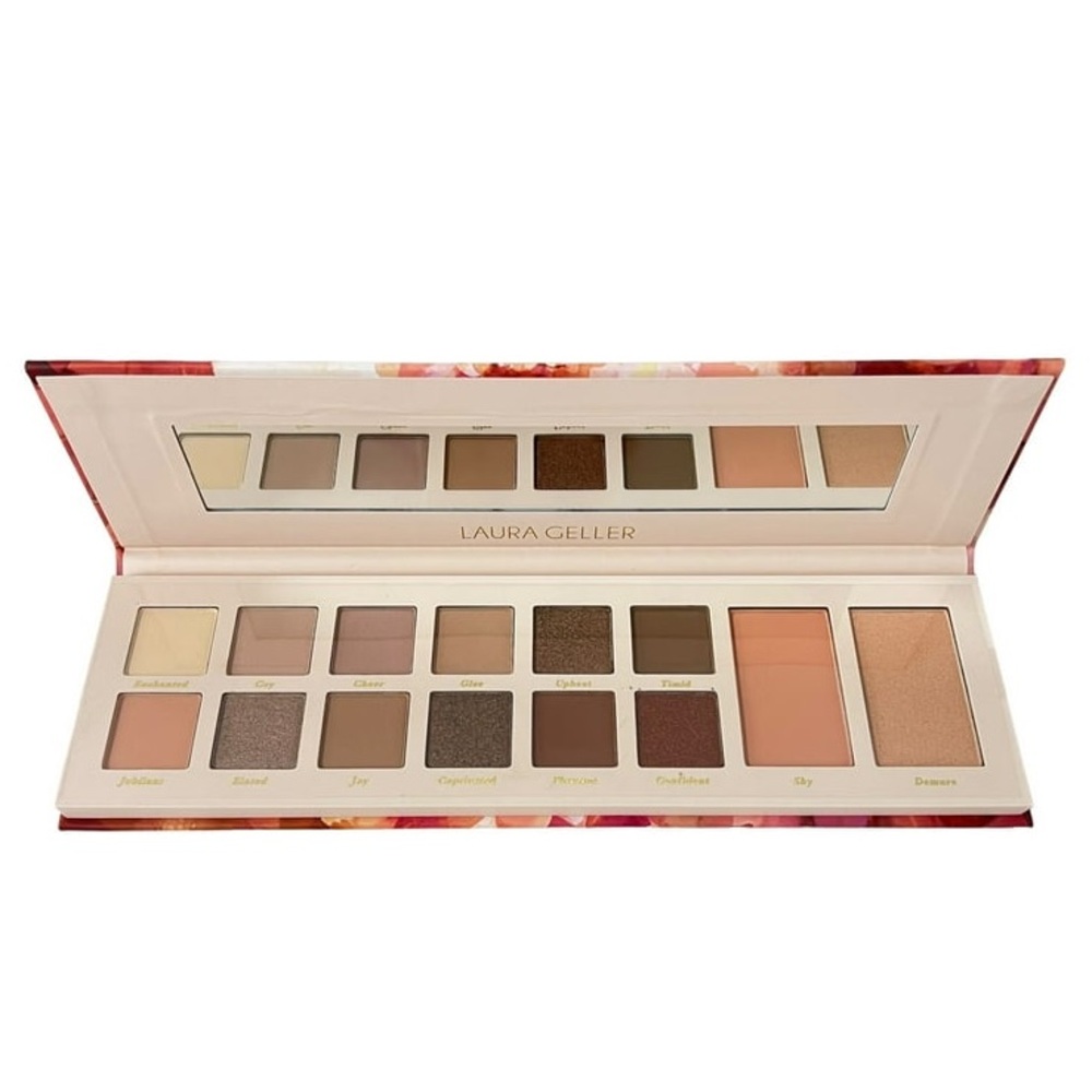Laura Geller Essentials Blushing Beauty 12 Eyeshadow Highlighter/Blush Set 
NWT